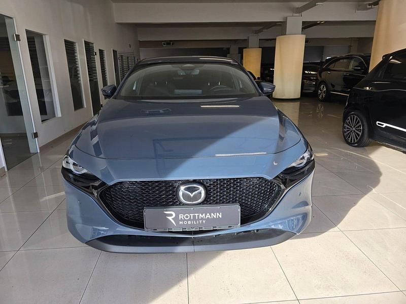 Utilizat 2025 Mazda 3 | 28.310 EUR (Preț OK) - Imagine 1/1