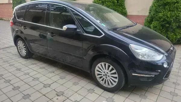 Negru Utilizat 2013 Ford S-MAX S Monovolum | 6.900 EUR (Puțin scump) - Imagine 1/4