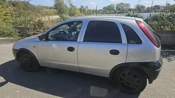 Utilizat 2006 Opel Corsa Hatchback | 550 EUR (Super Preț) - Imagine 1/4