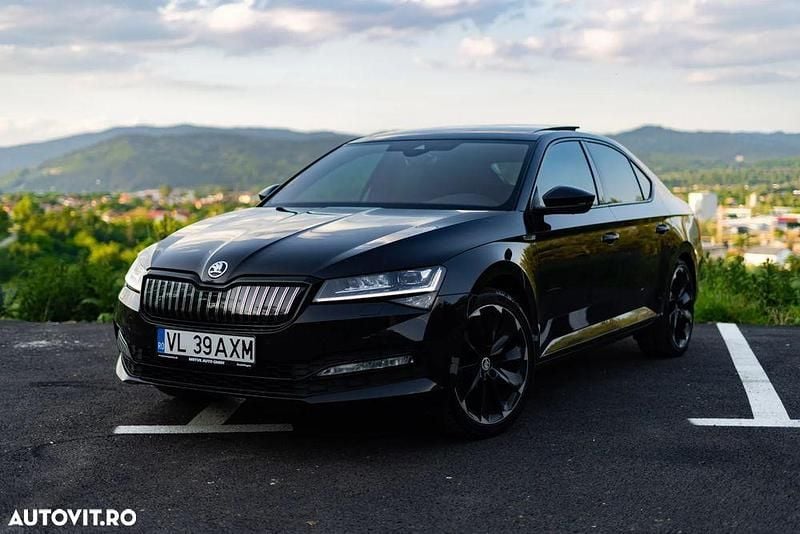 Negru Utilizat 2022 Skoda Superb Style Berlinǎ | 20.400 EUR (Preț OK) - Imagine 1/4
