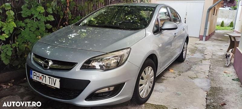 Second-hand Opel Astra Active 115 CP (84 kW) 2016 Culoaregri Berlinǎ