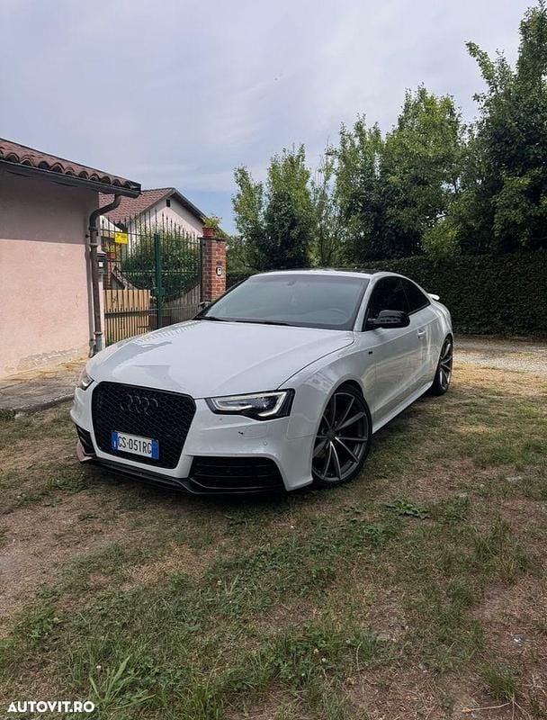 Culoarealb Utilizat 2015 Audi A5 Coupe | 19.500 EUR (Preț bun) - Imagine 1/4