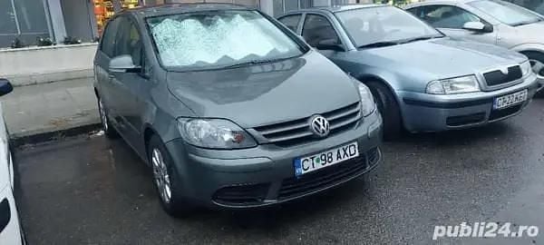 Utilizat 2006 VW Golf V Hatchback | 2.600 EUR (Preț OK) - Imagine 1/4