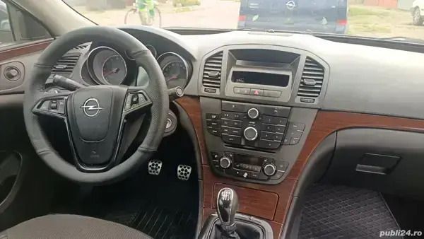 Utilizat 2009 Opel Insignia Berlinǎ | 3.200 EUR - Imagine 1/4