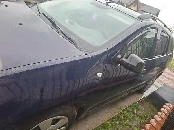 Utilizat 2015 Dacia Logan Hatchback | 4.500 EUR (Preț bun) - Imagine 1/4