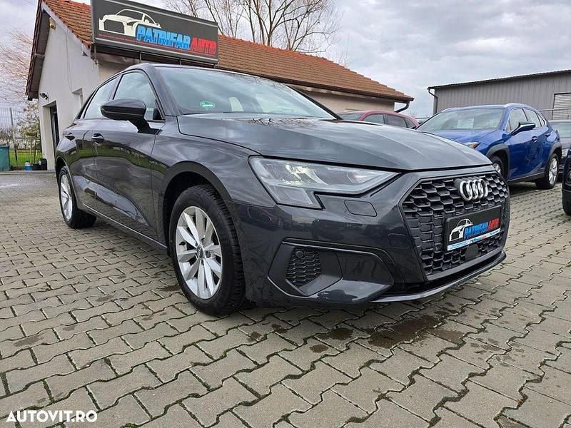 Culoaregri Utilizat 2020 Audi A3 Design Hatchback | 14.999 EUR (Preț bun) - Imagine 1/4