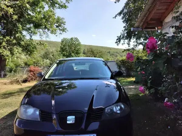Negru Utilizat 2008 Seat Ibiza Hatchback | 2.100 EUR (Preț bun) - Imagine 1/4