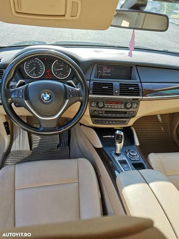 Culoarenegru Utilizat 2012 BMW X6 SUV | 15.000 EUR (Preț bun) - Imagine 1/4
