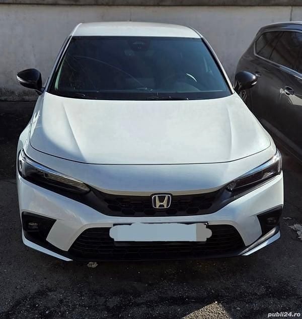 Alb Utilizat 2023 Honda Civic Berlinǎ | 29.500 EUR (Preț bun) - Imagine 1/4