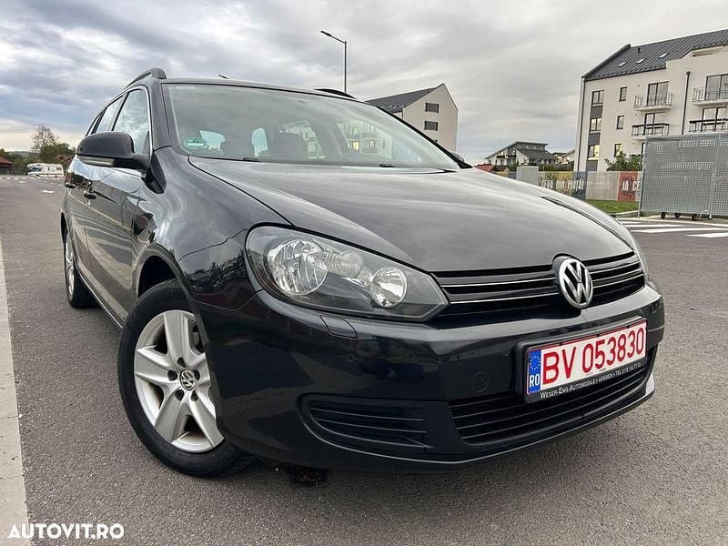Culoarenegru Utilizat 2013 VW Golf VII Comfortline Break | 6.750 EUR (Puțin scump) - Imagine 1/4