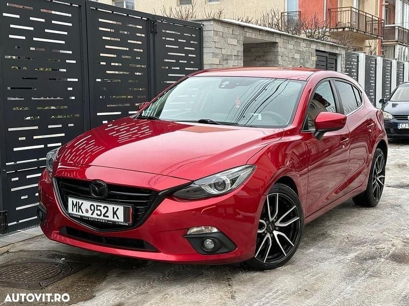 Culoarerosu Second-hand 2016 Mazda 3 Exclusive-Line Hatchback | 11.490 EUR (Preț bun) - Imagine 1/4