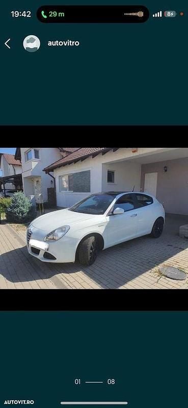 Alb Utilizat 2010 Alfa Romeo Giulietta Hatchback | 4.200 EUR (Preț OK) - Imagine 1/4