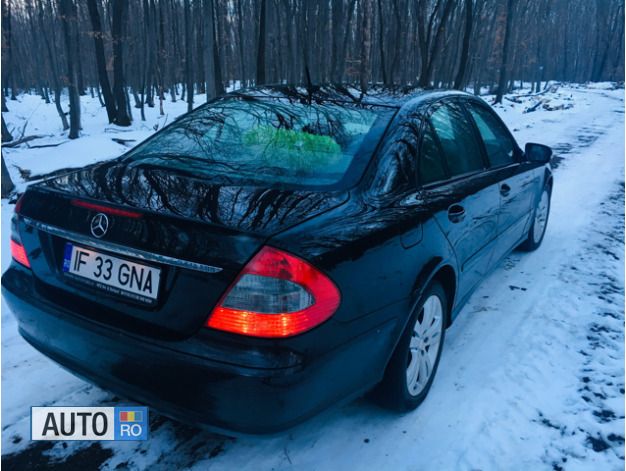 Second-hand Mercedes 200 136 CP (100 kW) 2008 Negru Berlinǎ