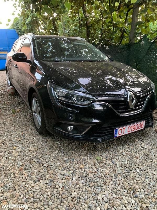 Negru Utilizat 2019 Renault Mégane GrandTour Zen Break | 9.251 EUR (Preț bun) - Imagine 1/4