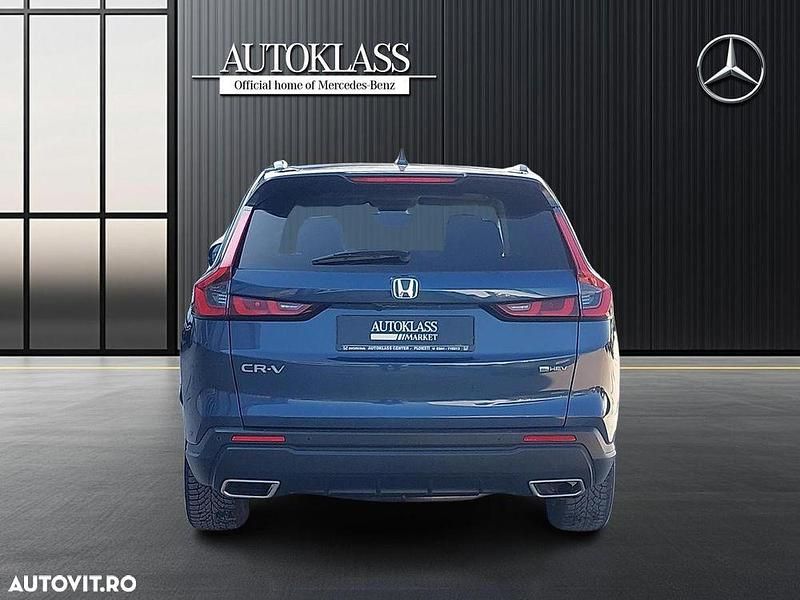 Second-hand Honda CR-V 184 CP (135 kW) 2024 Culoarealbastru SUV