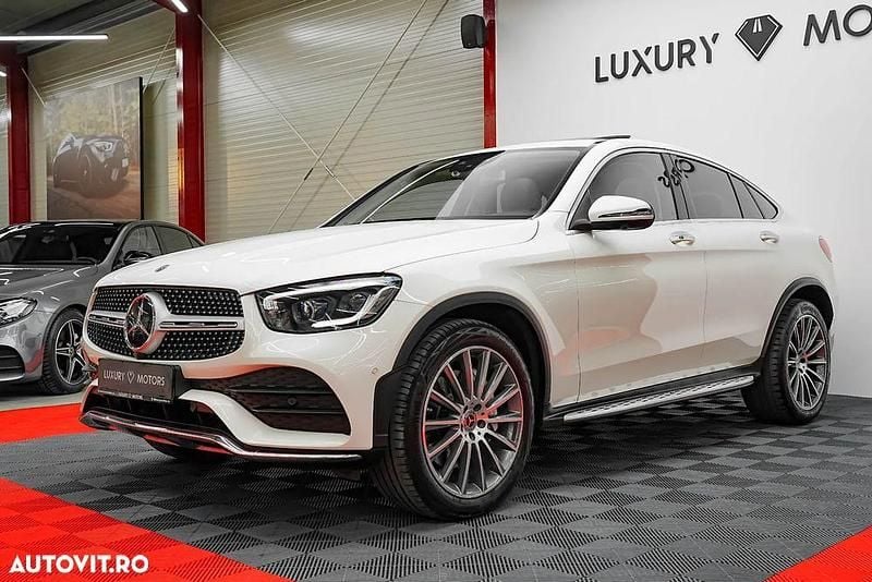 Culoarealb Utilizat 2019 Mercedes GLC220 AMG line SUV | 40.535 EUR - Imagine 1/4