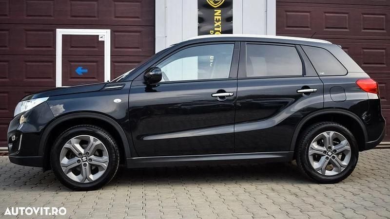 Second-hand Suzuki Vitara Comfort 120 CP (88 kW) 2015 Culoarenegru SUV