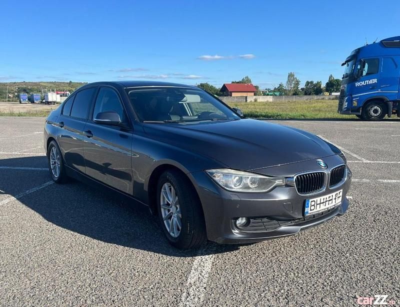 Gri Utilizat 2013 BMW 320 | 8.599 EUR (Preț OK) - Imagine 1/4