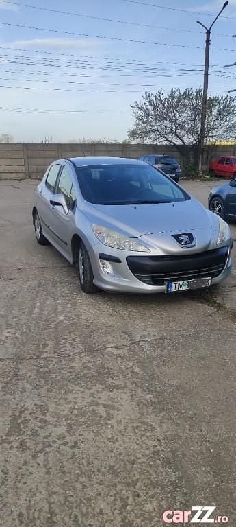 Utilizat 2010 Peugeot 308 Hatchback | 3.200 EUR (Preț OK) - Imagine 1/4