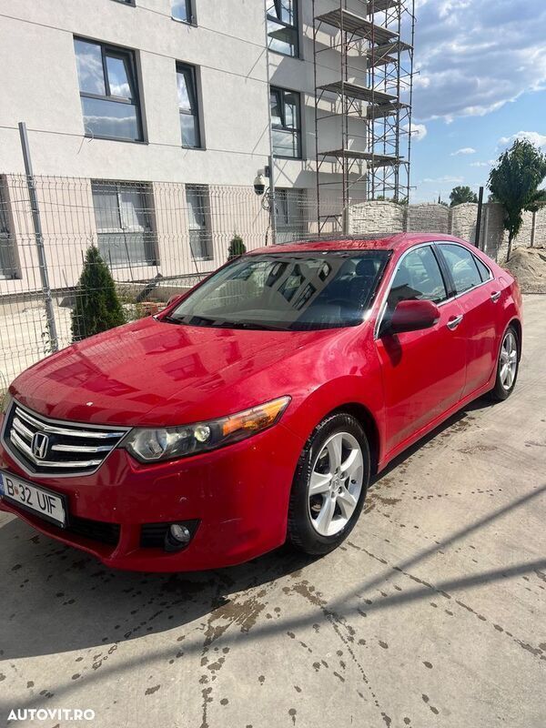 Rosu Utilizat 2008 Honda Accord Berlinǎ | 5.800 EUR (Preț OK) - Imagine 1/4