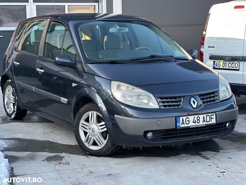 Gri Utilizat 2007 Renault Scénic II Dynamique Monovolum | 1.499 EUR - Imagine 1/4