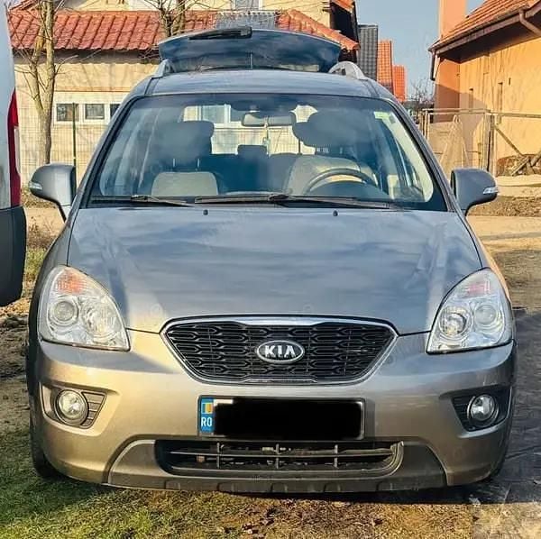 Second-hand Kia Carens 137 CP (100 kW) 2012 Monovolum
