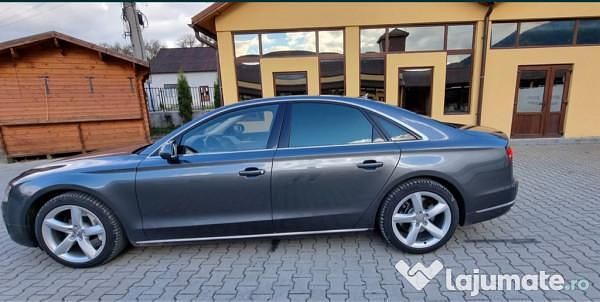Utilizat 2015 Audi A8 Berlinǎ | 24.000 EUR - Imagine 1/4