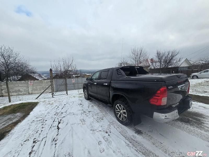 Second-hand Toyota HiLux 150 CP (110 kW) 2017 Pickup
