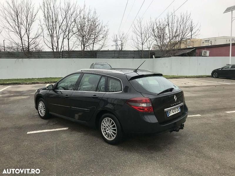 Second-hand Renault Laguna III Expression 110 CP (80 kW) 2011 Culoarenegru Break