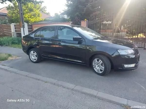 Negru Utilizat 2013 Skoda Rapid Berlinǎ | 7.100 EUR (Preț OK) - Imagine 1/4