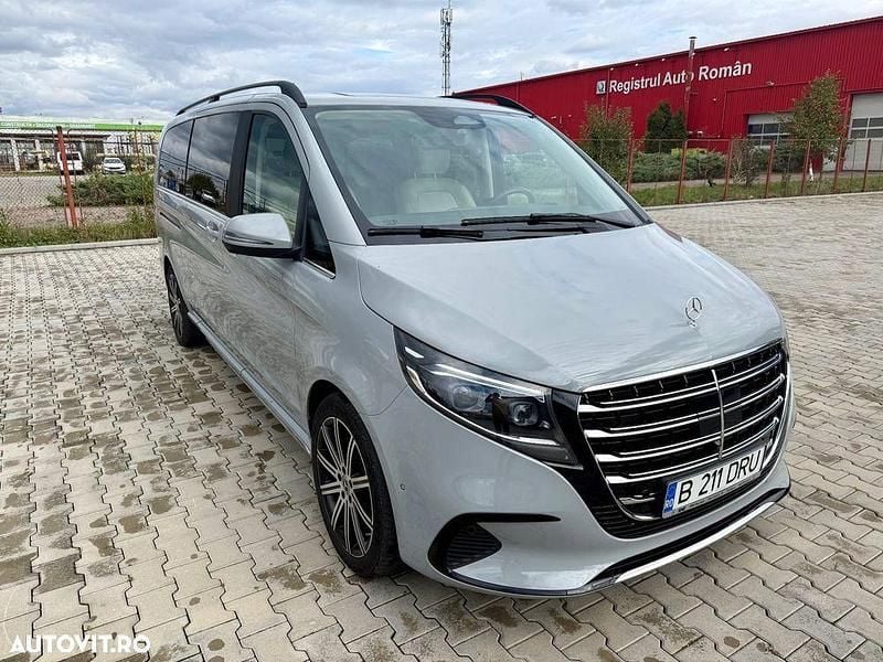 Culoaregri Utilizat 2025 Mercedes V300 Exclusive Monovolum | 89.900 EUR (Scump) - Imagine 1/4