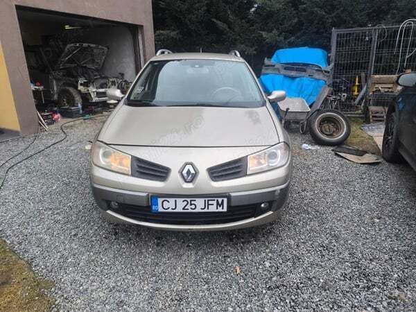Auriu Utilizat 2006 Renault Mégane II Break | 4.000 EUR - Imagine 1/4