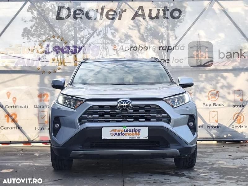 Second-hand Toyota RAV4 Luxury 175 CP (128 kW) 2022 Culoaregri SUV