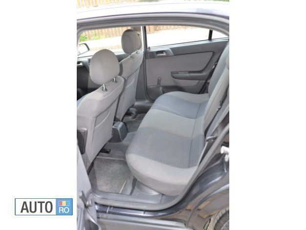 Second-hand Opel Astra 101 CP (74 kW) 2003 Negru Hatchback