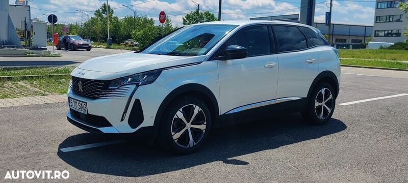 Alb Utilizat 2022 Peugeot 3008 Allure SUV | 21.390 EUR (Preț OK) - Imagine 1/4