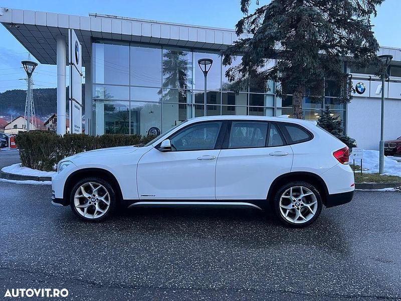 Culoarealb Utilizat 2014 BMW X1 xLine SUV | 9.900 EUR (Super Preț) - Imagine 1/4
