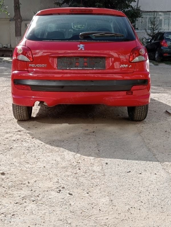 Second-hand Peugeot 206 60 CP (44 kW) 2010 Rosu Hatchback