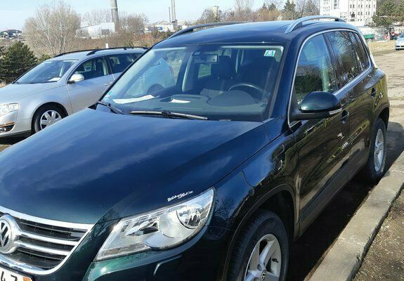 Second-hand VW Tiguan 140 CP (102 kW) 2010 Verde SUV
