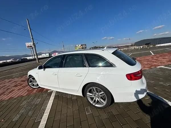 Second-hand Audi A4 S-Line 150 CP (110 kW) 2015 Alb Berlinǎ