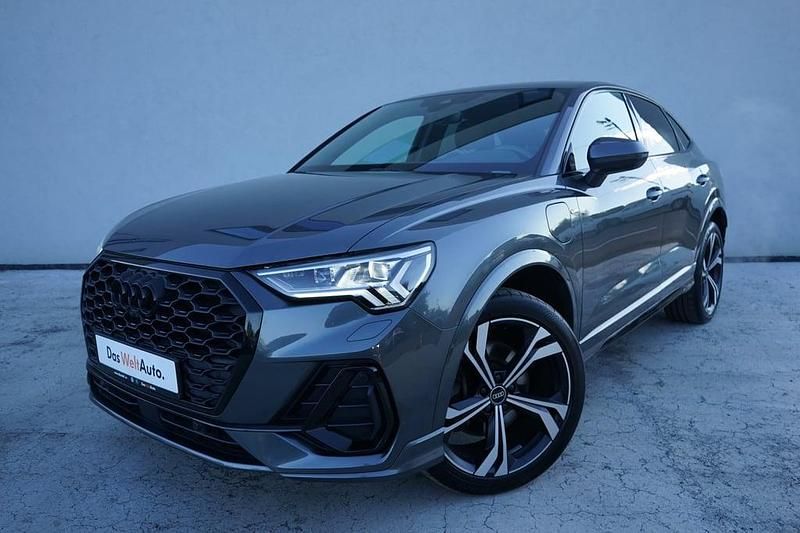 Gri mediumetalicperleffect Utilizat 2022 Audi Q3 Sportback S-Line SUV | 40.600 EUR (Preț OK) - Imagine 1/4