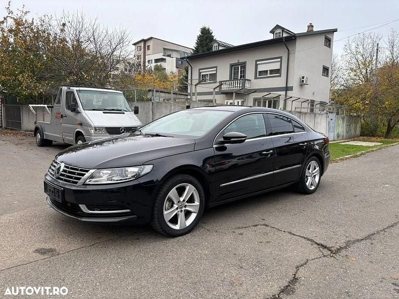 Culoarenegru Utilizat 2013 VW Passat Berlinǎ | 6.150 EUR (Super Preț) - Imagine 1/4