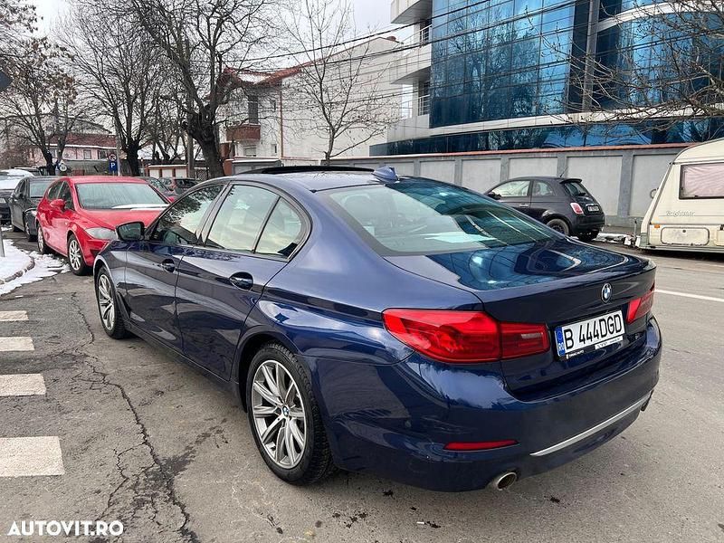 Second-hand BMW 530 Luxury Line 252 CP (185 kW) 2018 Culoarealbastru Berlinǎ