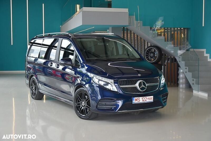 Albastru Utilizat 2020 Mercedes V250 Exclusive Monovolum | 48.000 EUR - Imagine 1/4