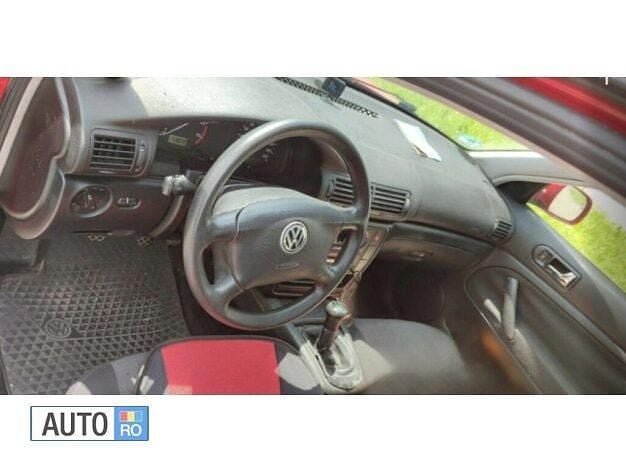 Second-hand VW Passat 105 CP (77 kW) 1997 Rosu Break