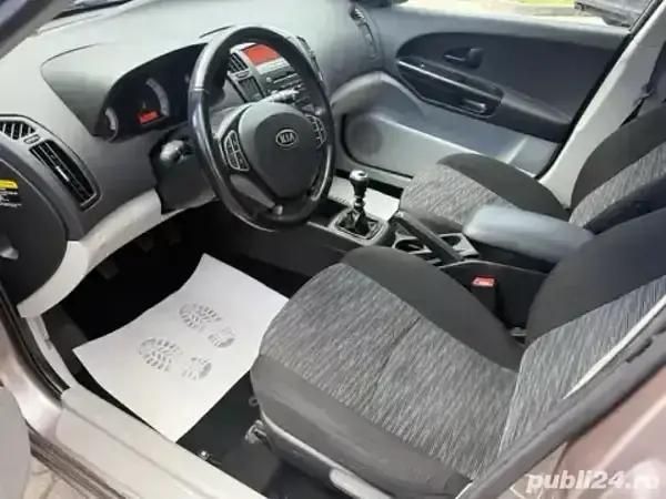Utilizat 2008 Kia Ceed 2 Break | 2.190 EUR (Preț OK) - Imagine 1/4