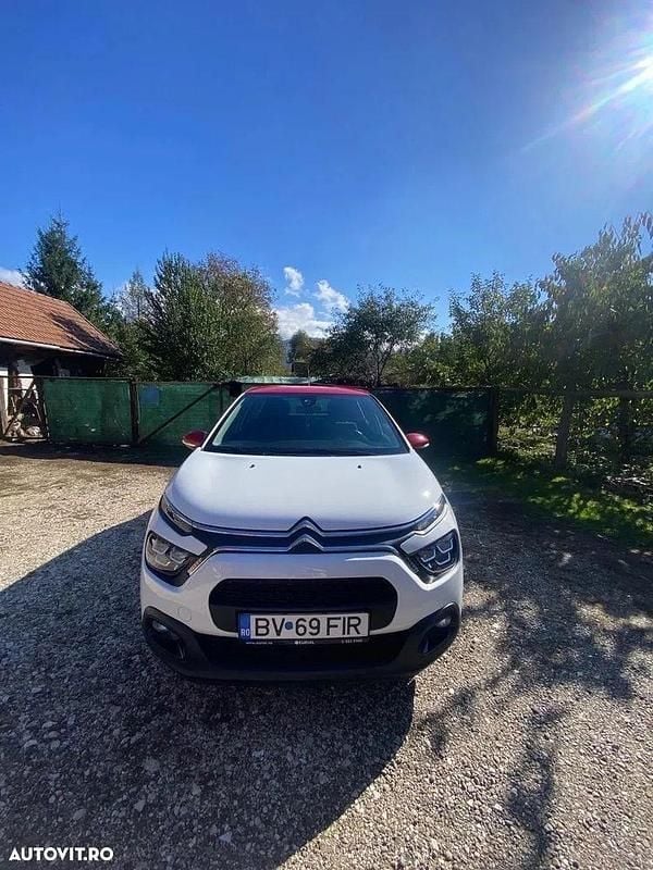 Culoarealb Utilizat 2021 Citroën C3 Feel Hatchback | 8.800 EUR (Preț OK) - Imagine 1/4