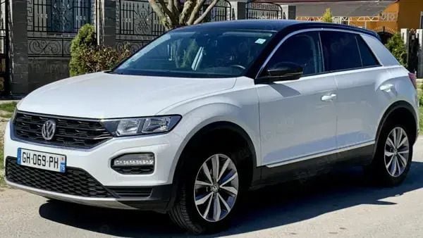 Alb Utilizat 2018 VW T-Roc SUV | 10.900 EUR (Preț OK) - Imagine 1/4