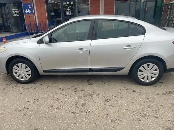 Second-hand Renault Fluence 110 CP (80 kW) 2010 Berlinǎ