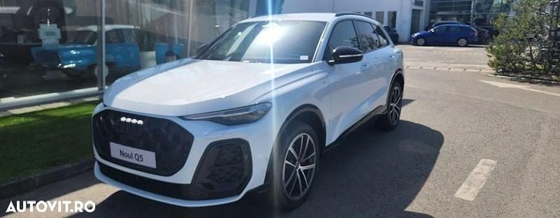 Culoarealb Nouă 2025 Audi Q5 Design SUV | 55.902 EUR (Preț bun) - Imagine 1/4