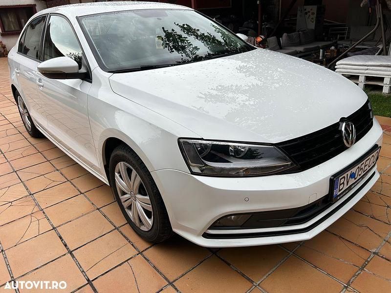 Culoarealb Utilizat 2016 VW Jetta Comfortline Berlinǎ | 8.790 EUR (Preț OK) - Imagine 1/4